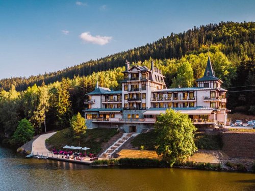Retro Riverside Wellness Resort