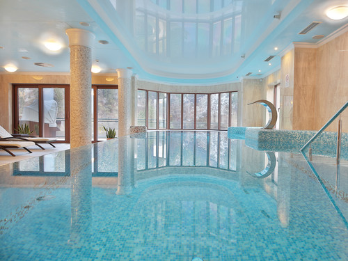 Retro Riverside Wellness Resort