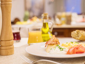 Romantik Wellnessurlaub für zwei Personen im Retro Riverside Wellness Resort| 4 Tage  