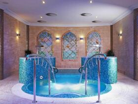 Romantik Wellnessurlaub für zwei Personen im Retro Riverside Wellness Resort| 4 Tage  