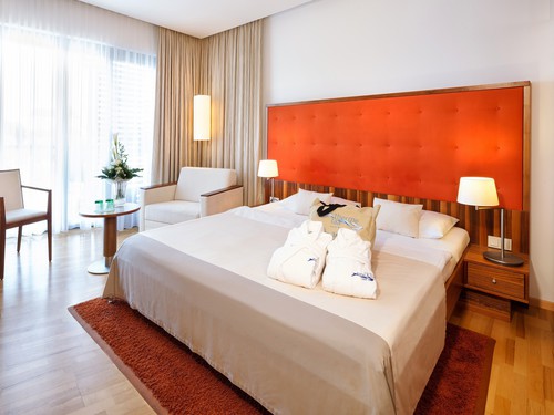 Therme Laa I Hotel I Silent Spa I Villas