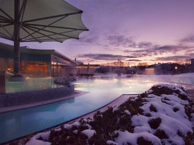 Genussurlaub für alle Sinne in der Therme Laa inkl. Poysecco & 5-Gang Kulinarik
