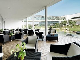 Genussurlaub für alle Sinne in der Therme Laa inkl. Poysecco & 5-Gang Kulinarik