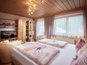 Familien-Auszeit am Badesee – 3 Nächte voller Sommerfreude