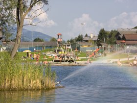 Familien-Auszeit am Badesee – 3 Nächte voller Sommerfreude