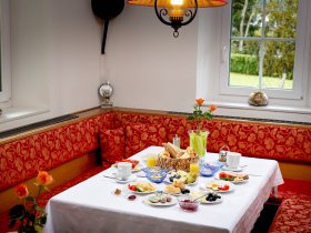 Familien-Auszeit am Badesee – 3 Nächte voller Sommerfreude