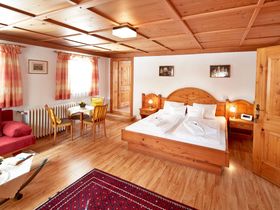 Familien-Auszeit am Badesee – 3 Nächte voller Sommerfreude