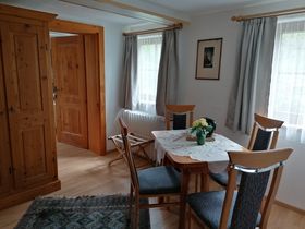 Familien-Auszeit am Badesee – 3 Nächte voller Sommerfreude