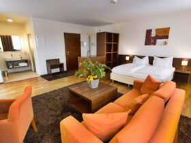 Relax Deluxe - Die besondere Art zu Entspannen inkl. Therme & Massage | 4 Tage 