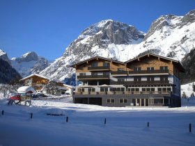 Skipauschale & Wellness | 2 Nächte inkl. 2-Tagesskipass Dachstein West