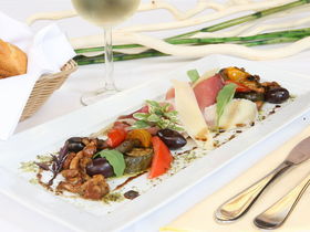 TOP-Silvester-HIT im Thermenhotel PuchasPlus mit Galababend & Silvesterprogramm 4 ÜN