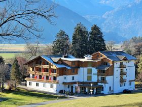 Winterstimmung inkl. Abendessen & Kinder-Skipass bis 14 Jahre | 6 Nächte 