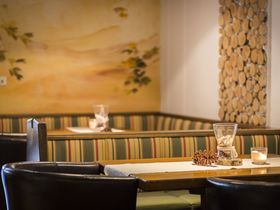 Winterstimmung inkl. Abendessen & Kinder-Skipass bis 14 Jahre | 6 Nächte 