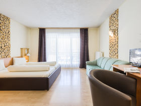 Winterstimmung inkl. Abendessen & Kinder-Skipass bis 14 Jahre | 6 Nächte 