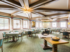 Winterstimmung inkl. Abendessen & Kinder-Skipass bis 14 Jahre | 6 Nächte 