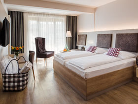 Weihnachten in Bad Tatzmannsdorf inkl. Wellness & Silvesterprogramm | 3 Nächte