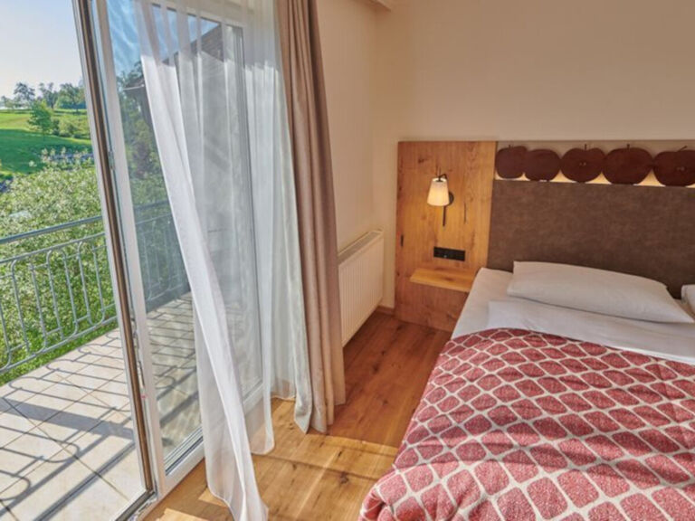 Doppelzimmer Gartenblick