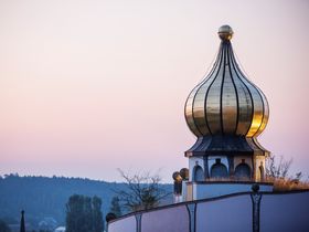 5 Tage Thermenurlaub im größten bewohnbaren Gesamtkunstwerk Österreichs inkl. Eintritt