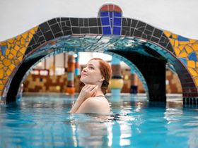 5 Tage Thermenurlaub im größten bewohnbaren Gesamtkunstwerk Österreichs inkl. Eintritt