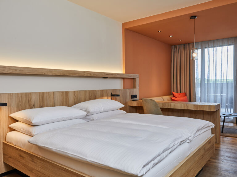 Doppelzimmer Thermenblick