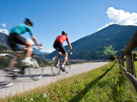 Rein in die Pedale inkl. Rennradtouren & Teilmassage | 6 Tage