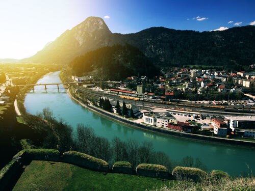 Oktoberschnäppchen mit Berg- & Talfahrt in Tirol