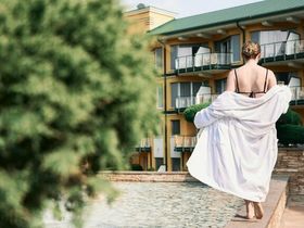 Paradiesisch Urlauben | 4 volle Bad Schallerbach Thermentage