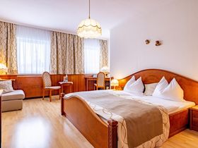 Silvester-Special im Minichmayr inkl. Gala & regionalen Schmankerln | 3 Nächte