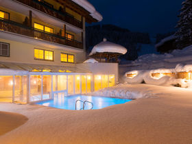 Winterliche Auszeit in imposanter Bergkulisse der Salzburger Sportwelten | 4 Nächte