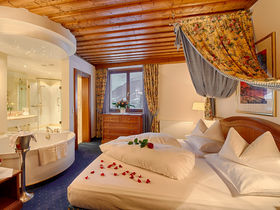 Wedeln & Abtauchen | Wellness, Kulinarik 3-Tages-Skipass für 4 Nächte