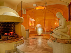 Wedeln & Abtauchen | Wellness, Kulinarik 3-Tages-Skipass für 4 Nächte