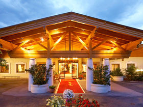 Wedeln & Abtauchen | Wellness, Kulinarik 3-Tages-Skipass für 4 Nächte