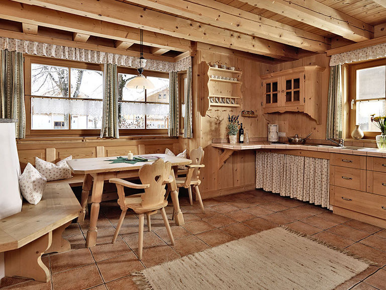 Appartement/s A