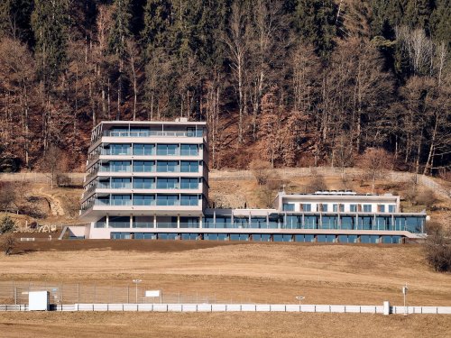 Kurzurlaub mit einzigartigem Blick über den Red Bull Ring | 3 Tage inkl. Therme AquaLux