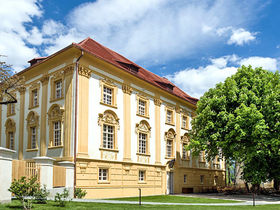 Wirtshauskultur und Barocksuite inkl. Thermengenuss in der Therme AQUALUX Fohnsdorf