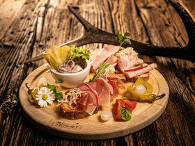 Wirtshauskultur und Barocksuite inkl. Thermengenuss in der Therme AQUALUX Fohnsdorf