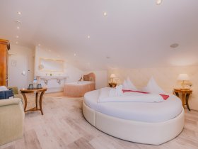 Romantik Tage in Tirol mit Wellness & Bergbahnen | 2 Nächte
