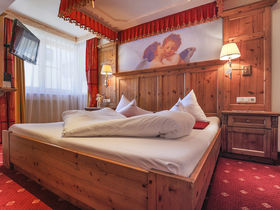 Romantik Tage in Tirol mit Wellness & Bergbahnen | 3 Nächte