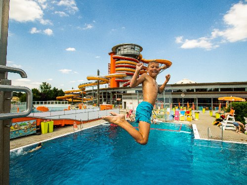 Thermenurlaub mit Frühstück, Therme am An- und Abreisetag und Essensvoucher 3 Tage I 2 Nächte