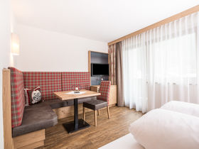 Stubaier Bergweihnacht inkl. Weihnachtsfeier & Galadiner | 6 Nächte