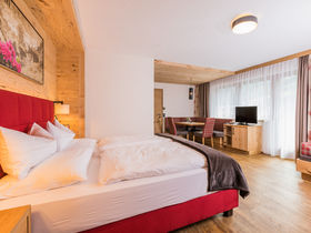 Stubaier Bergweihnacht inkl. Weihnachtsfeier & Galadiner | 6 Nächte