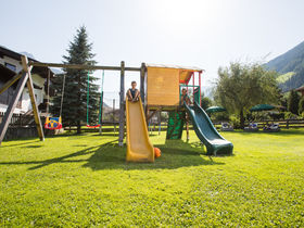 Stubaier Bergweihnacht inkl. Weihnachtsfeier & Galadiner | 6 Nächte