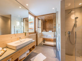 Familienurlaub inkl. Bergbahnen, Bummelzug, Linien- und Wanderbusse u.v.m. | 2 Nächte