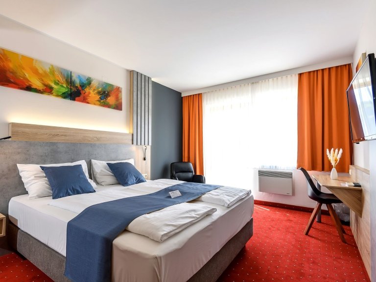 Doppelzimmer mit Balkon