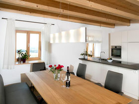 Adventzeit zu Zweit in der steirischen Wellness-Luxus Lodge | 2 Nächte