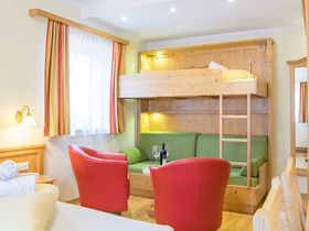 Winterurlaub inmitten der Salzburger Berge - Schneespaß & Wellnessgenuss | 4 Nächte