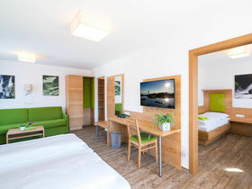 4 Tage Genuss Plus im Wohlfühlhotel inkl. Verpflegung mit Bergbahnfahrten, Erlebnisbäder, u.v.m....