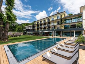 Kurzurlaub am Millstätter See mit Privatstrand & Infinitypool | 5 Nächte 