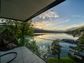 Kurzurlaub am Millstätter See mit Privatstrand & Infinitypool | 5 Nächte 