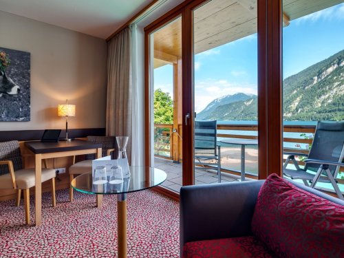 aja Fürstenhaus am Achensee